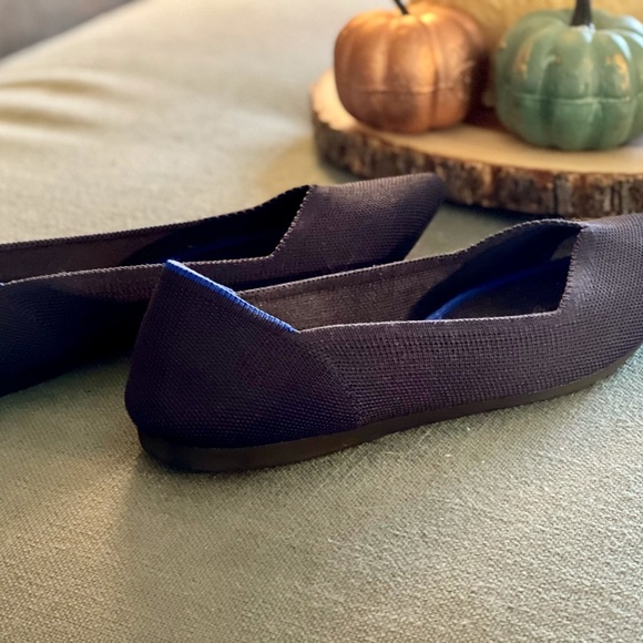 SOLD+Rothy’s Navy Blue Pointed-Toe Flats - Picture 2 of 4